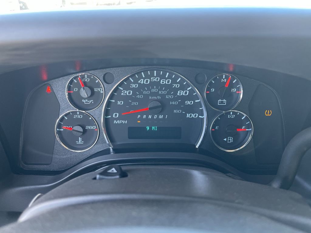 New 2025 GMC Savana 2500 Extended w/ Driver Convenience Package image 11