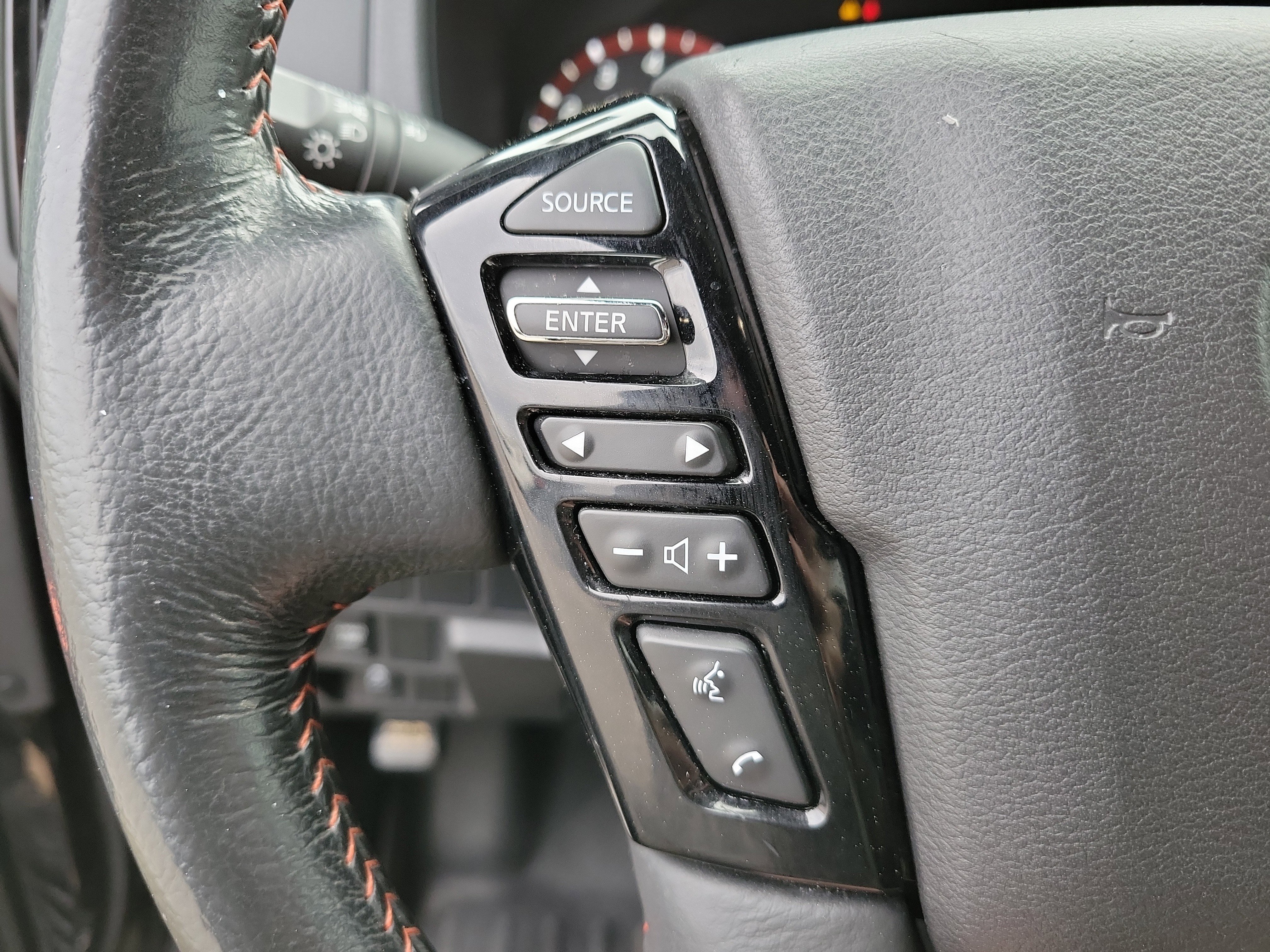 Used 2023 Nissan Frontier Pro-X w/ Technology Package RWD image 21