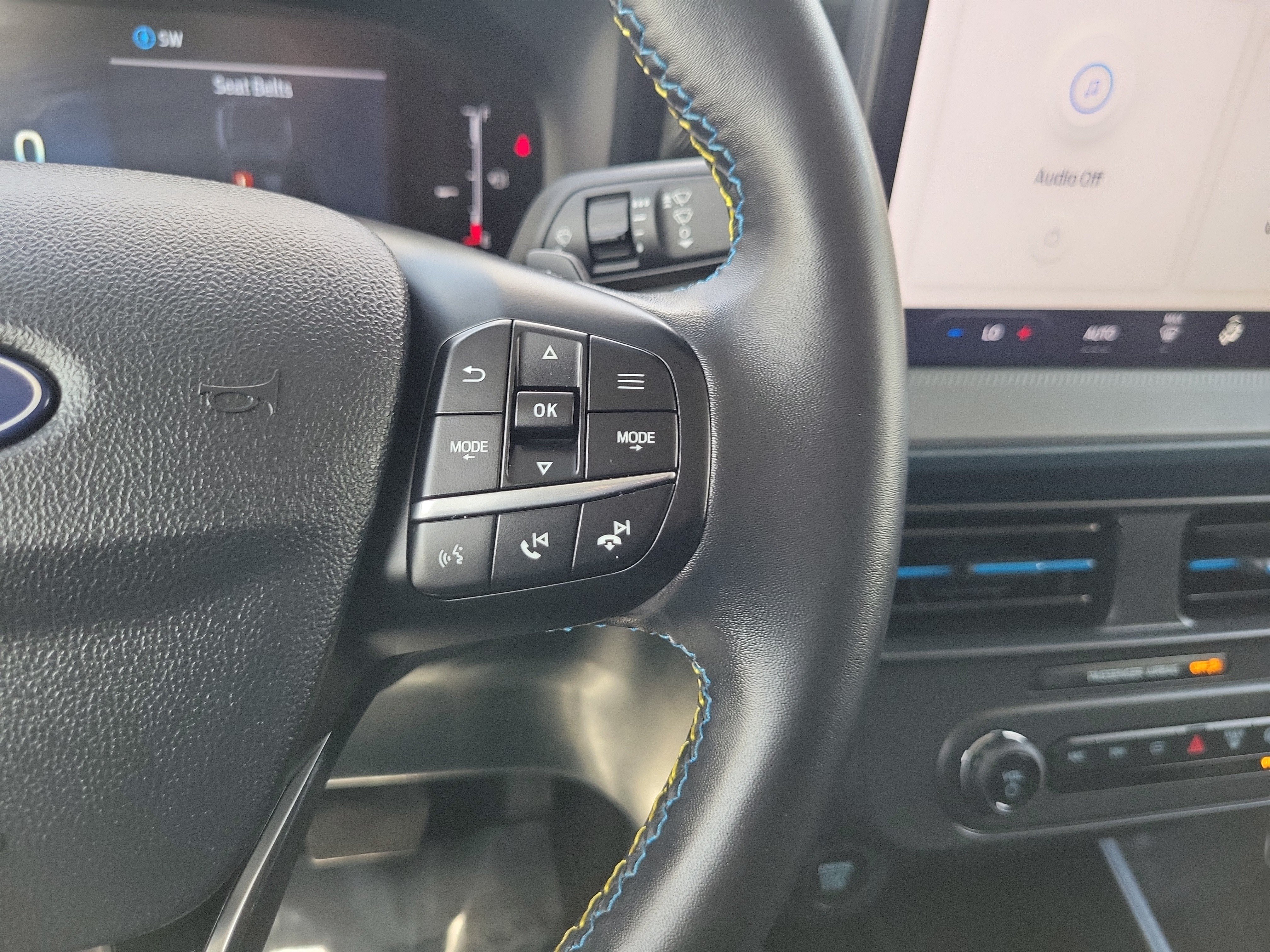 Used 2025 Ford Maverick Lobo AWD/4WD image 20
