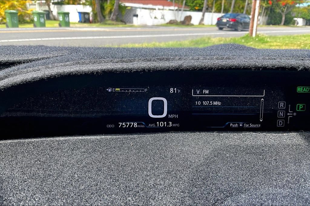Used 2018 Toyota Prius Prime Plus FWD image 22