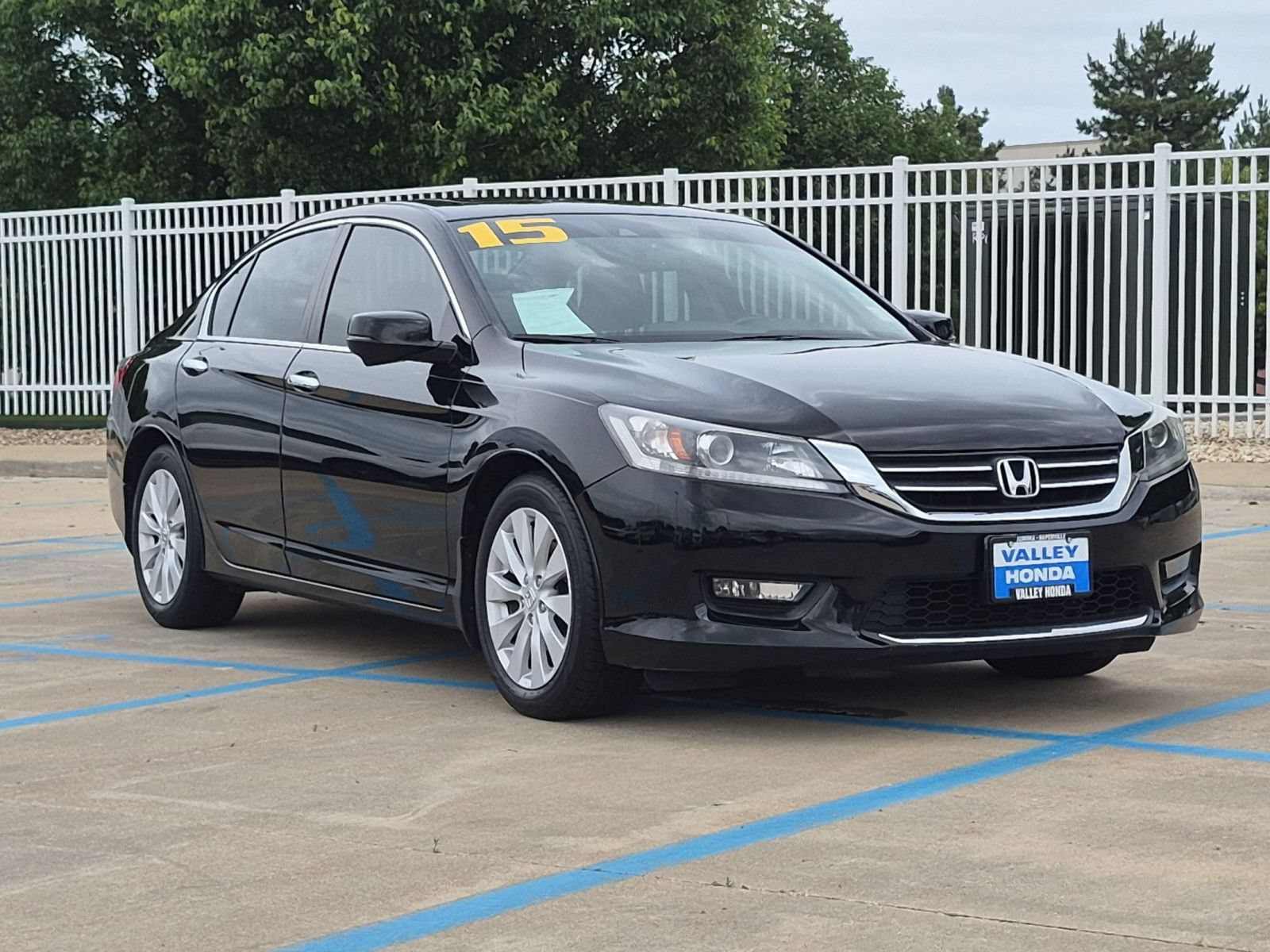 Used 2015 Honda Accord EX-L image 4