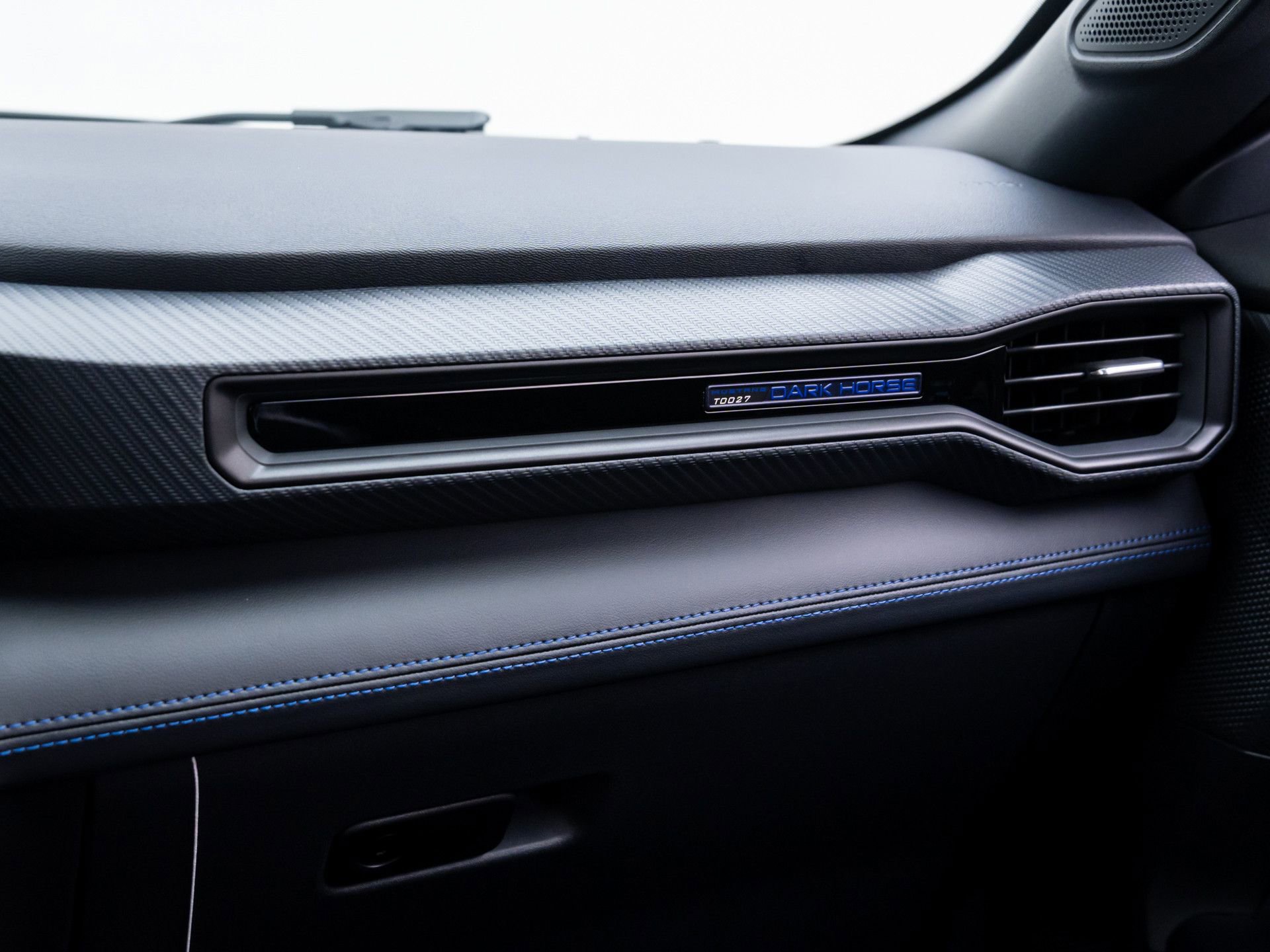 Used 2026 Ford Mustang Dark Horse image 33