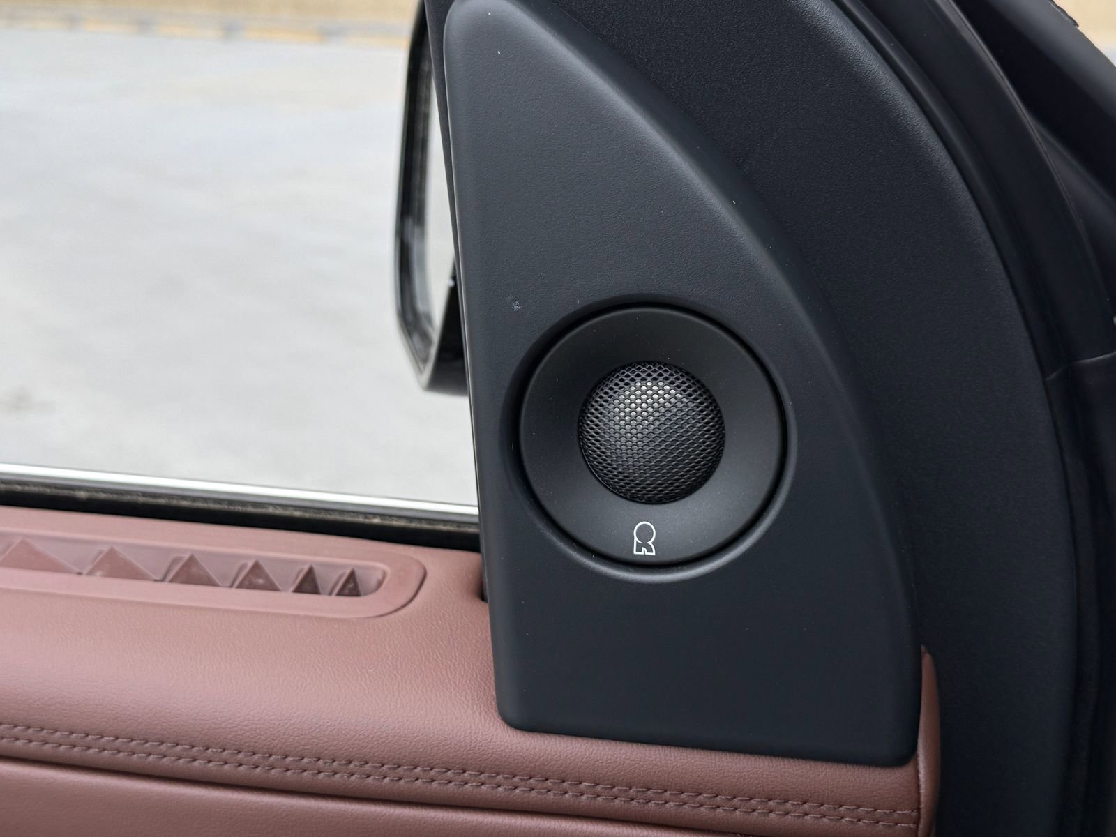 New 2026 Lincoln Navigator Reserve AWD/4WD image 38
