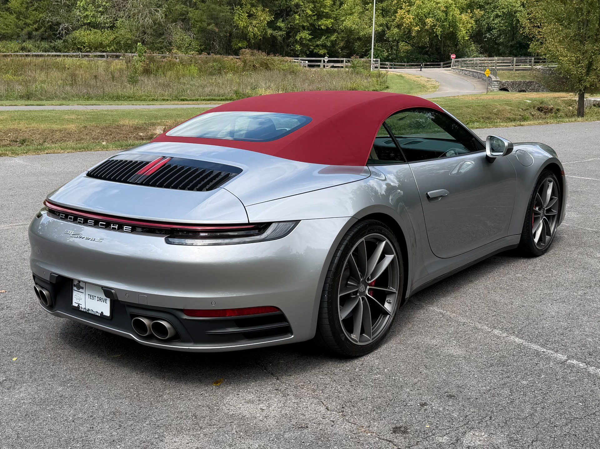 Used 2020 Porsche 911 Carrera S RWD image 13