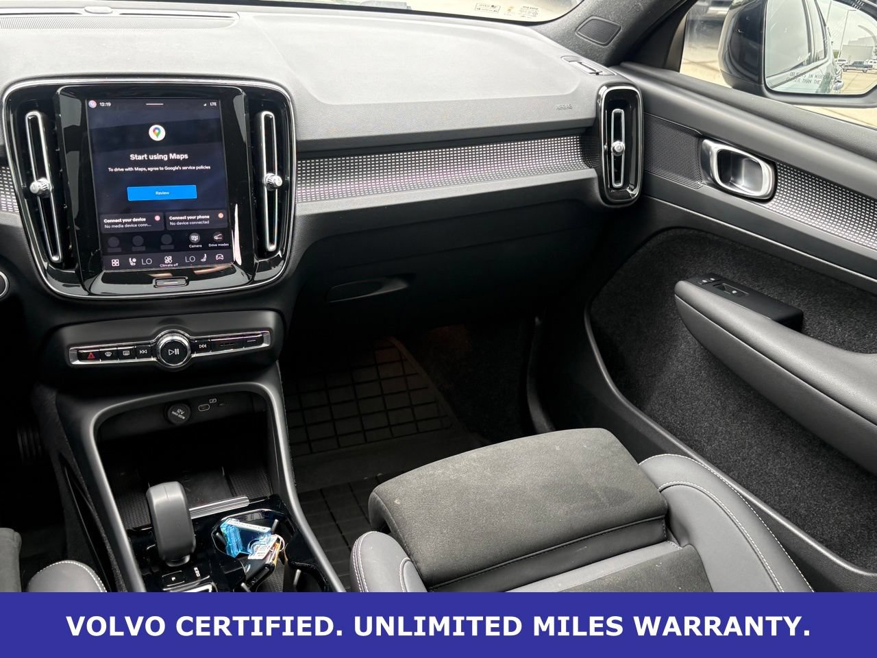 Certified 2023 Volvo XC40 B5 Plus w/ Climate Package AWD/4WD image 16