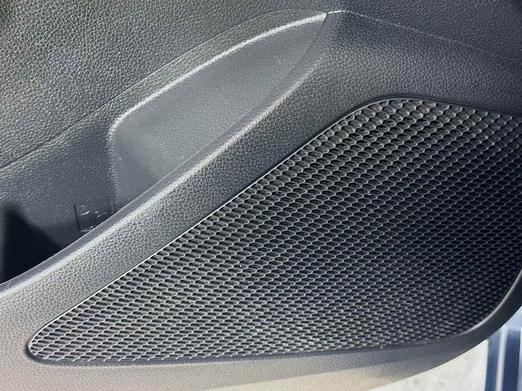 Used 2023 Toyota Corolla LE w/ Carpet Mat Package (TMS) FWD image 22