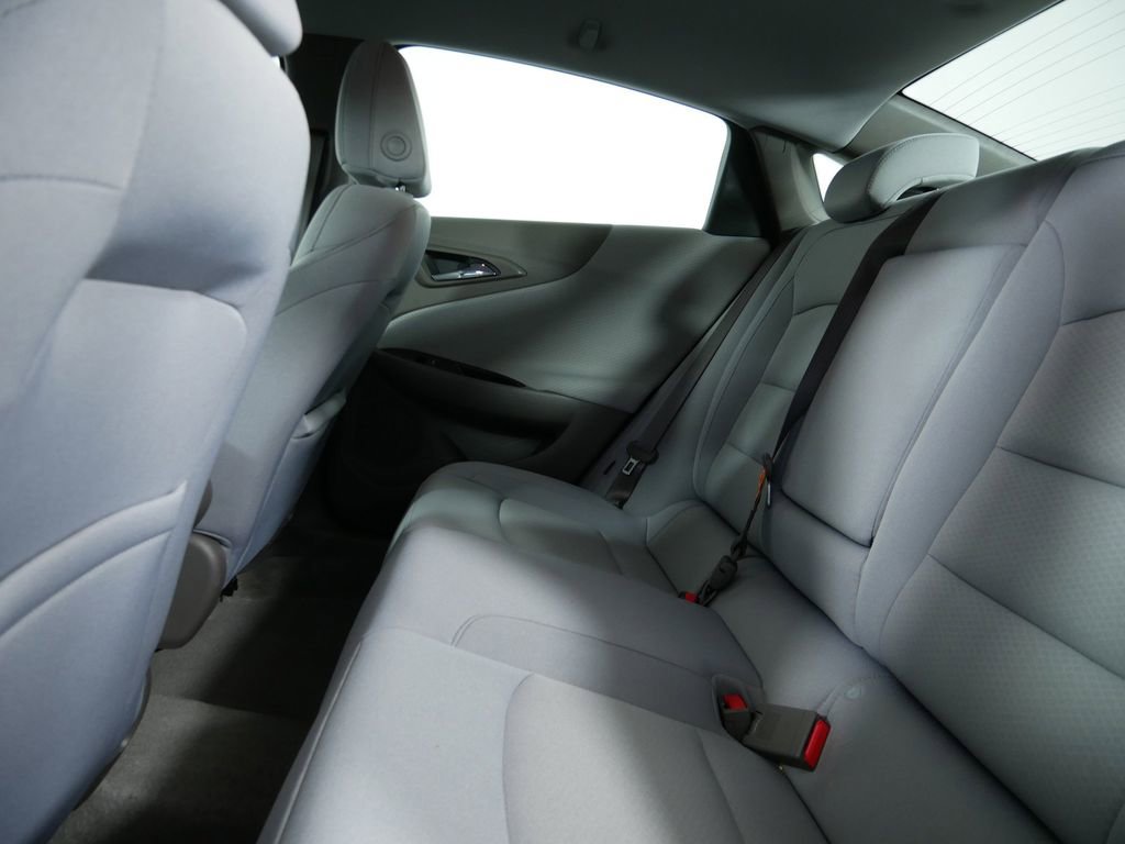 Used 2017 Chevrolet Malibu LS FWD image 16