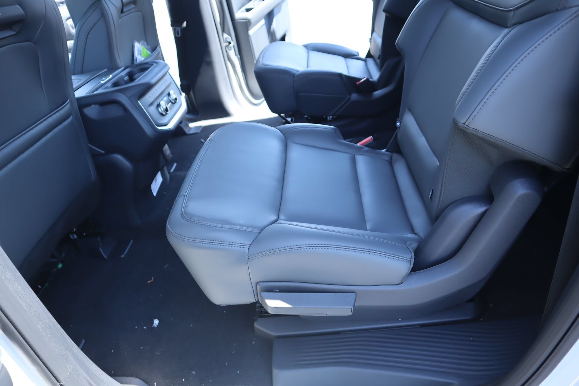 New 2026 Ford Expedition Max Active AWD/4WD image 12