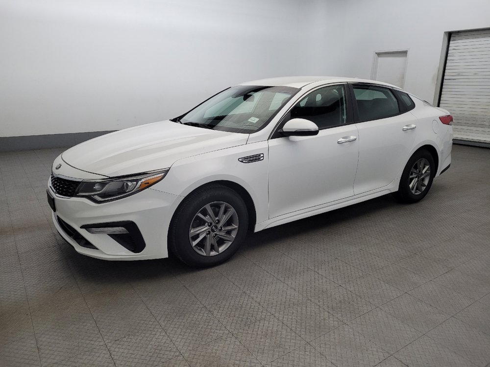 Used 2019 Kia Optima LX image 2