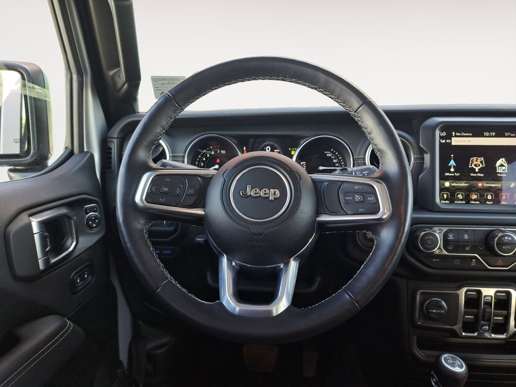 Used 2023 Jeep Wrangler Unlimited Sahara w/ Cold Weather Group AWD/4WD image 12