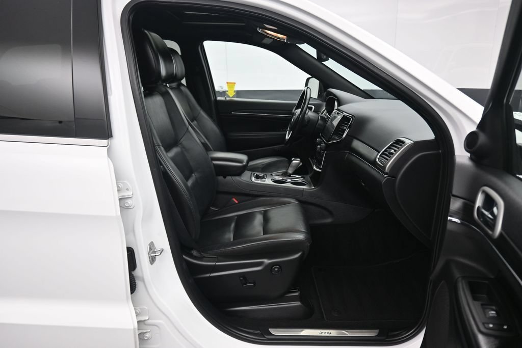 Used 2020 Jeep Grand Cherokee Limited AWD/4WD image 42