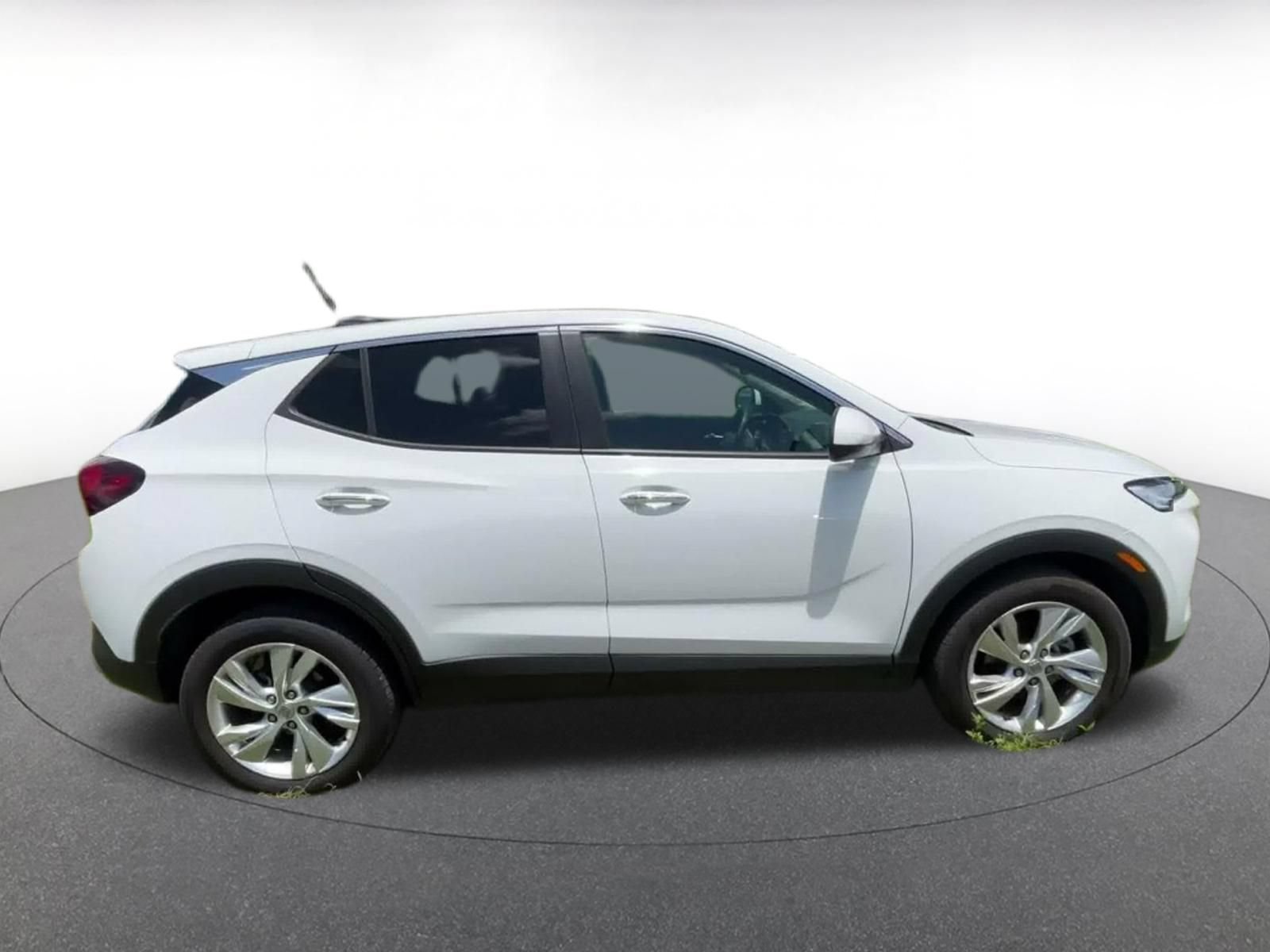 Used 2025 Buick Encore GX Preferred AWD/4WD image 15