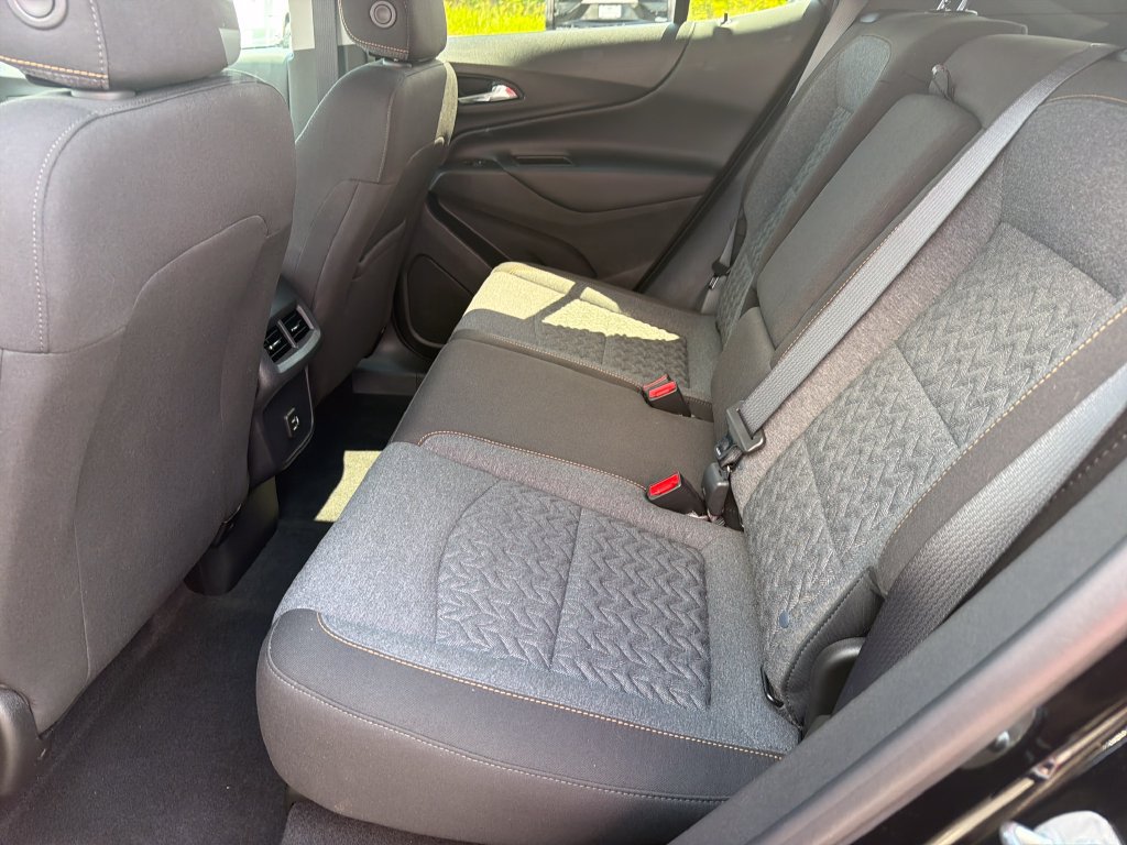 Used 2024 Chevrolet Equinox LT FWD image 14