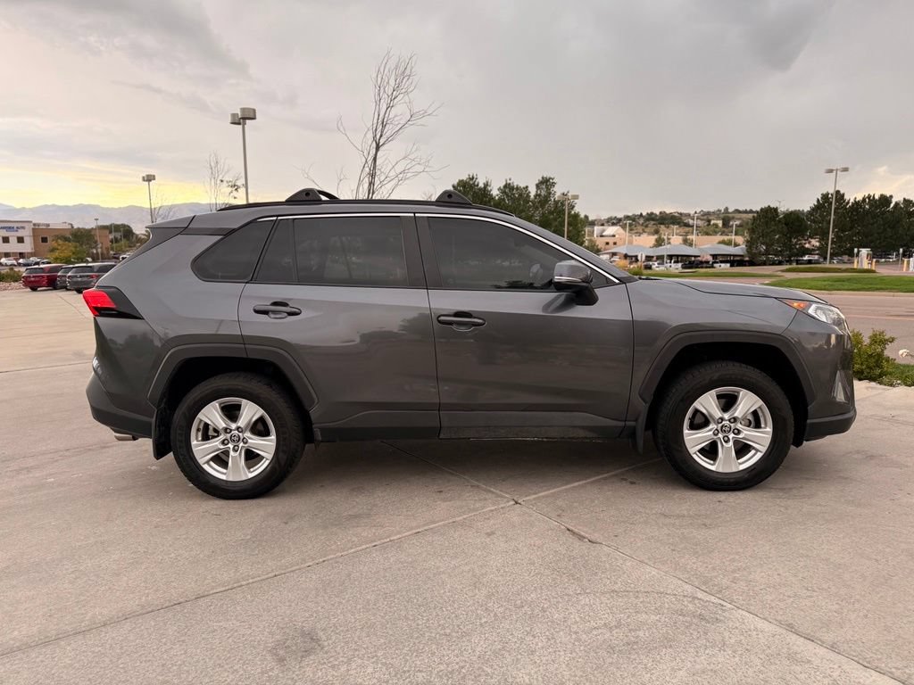 Used 2021 Toyota RAV4 XLE w/ Convenience Package AWD/4WD image 10