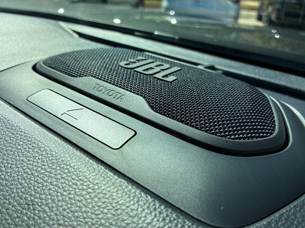 New 2025 Toyota Tacoma Trailhunter image 39