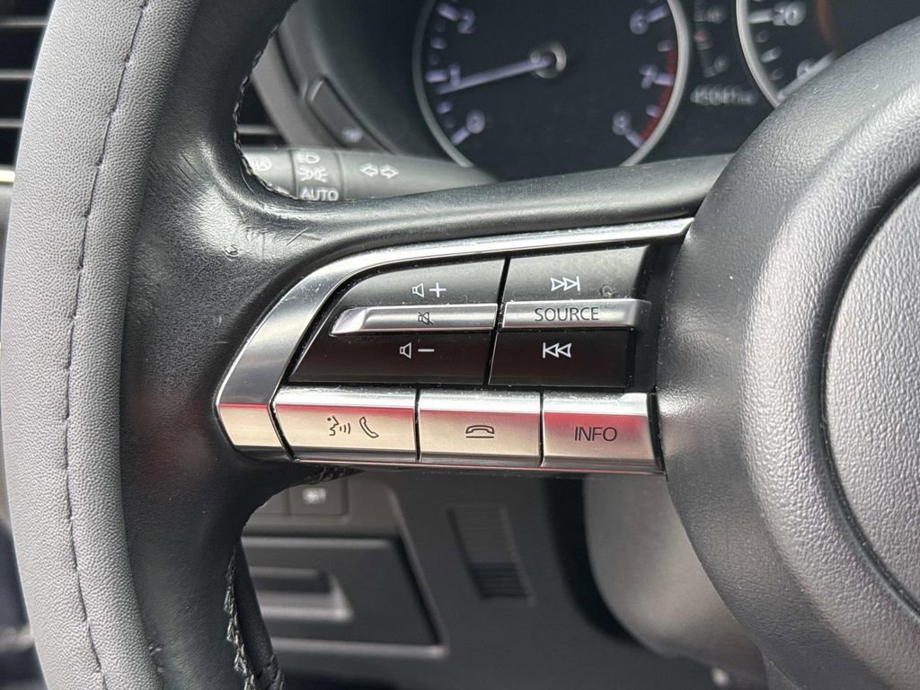 Used 2023 MAZDA MAZDA3 s image 44