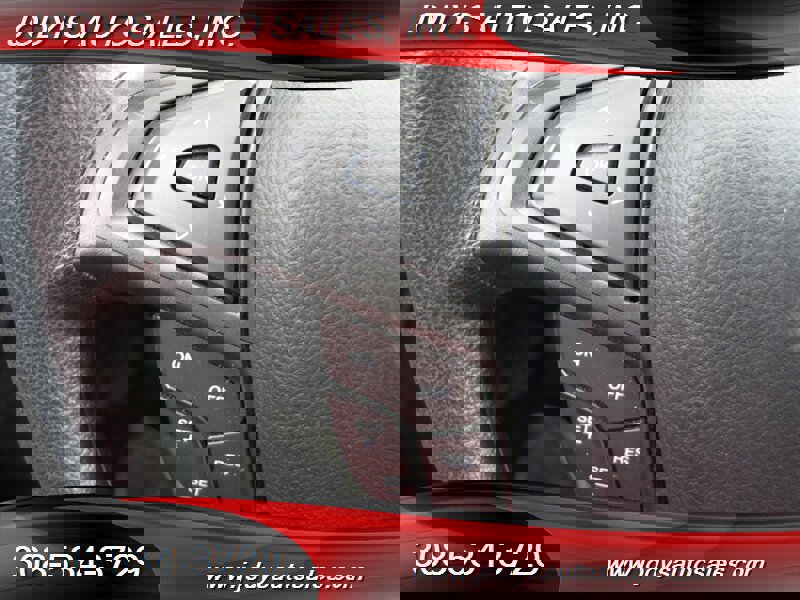 Used 2024 Ford Edge SE w/ Black Appearance Package image 11