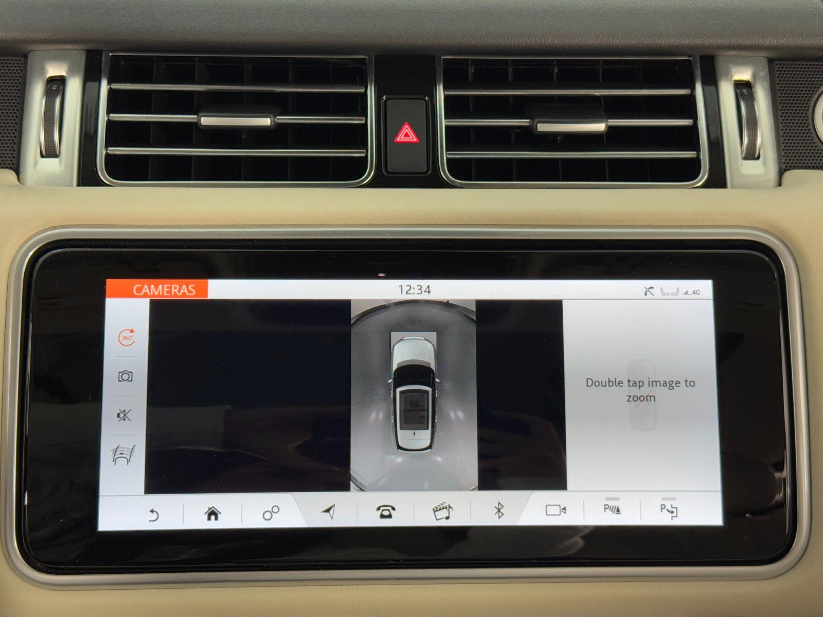 Used 2021 Land Rover Range Rover P525 Westminster Edition image 31