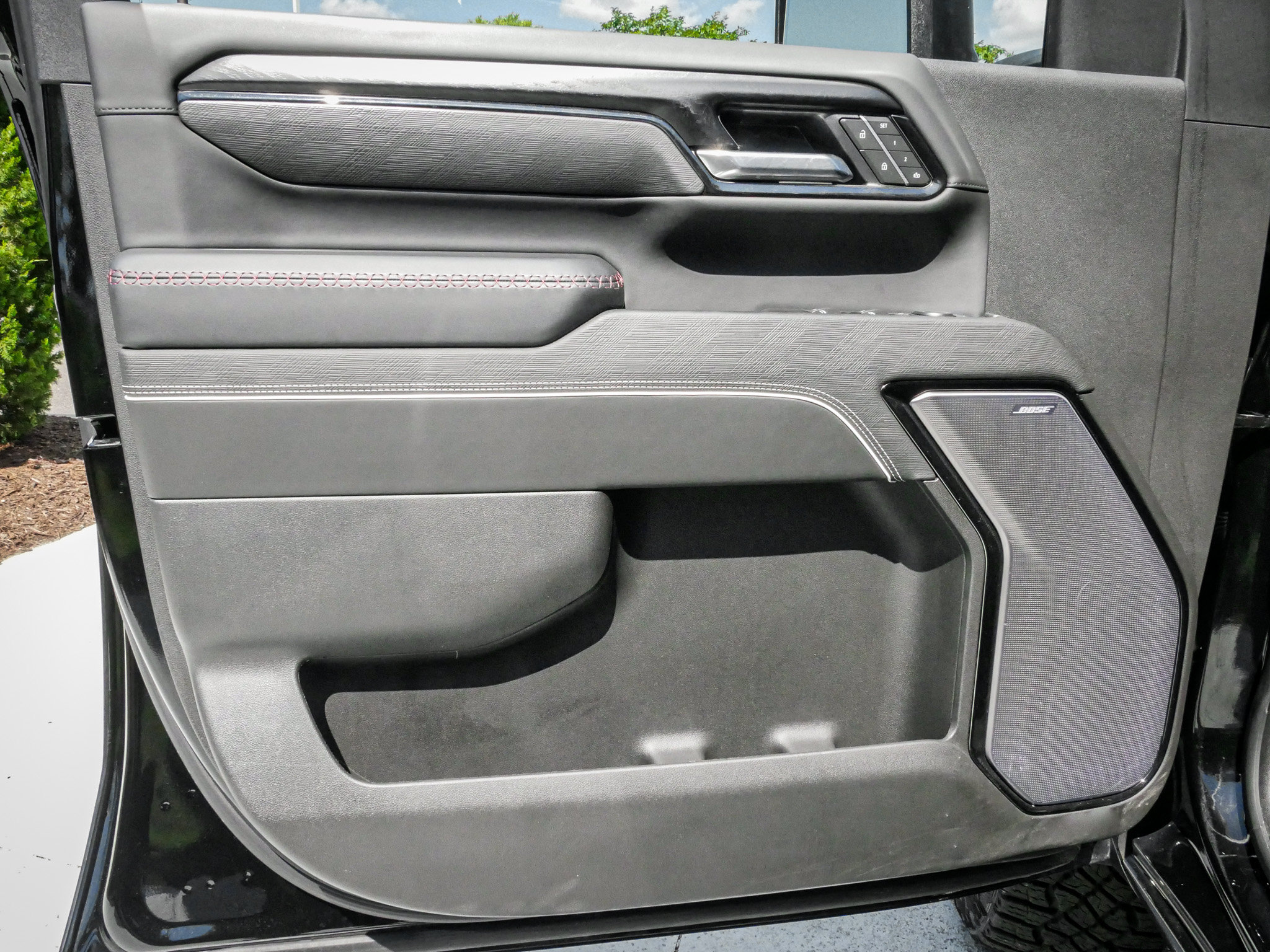 Used 2026 GMC Sierra 2500 AT4X AWD/4WD image 14