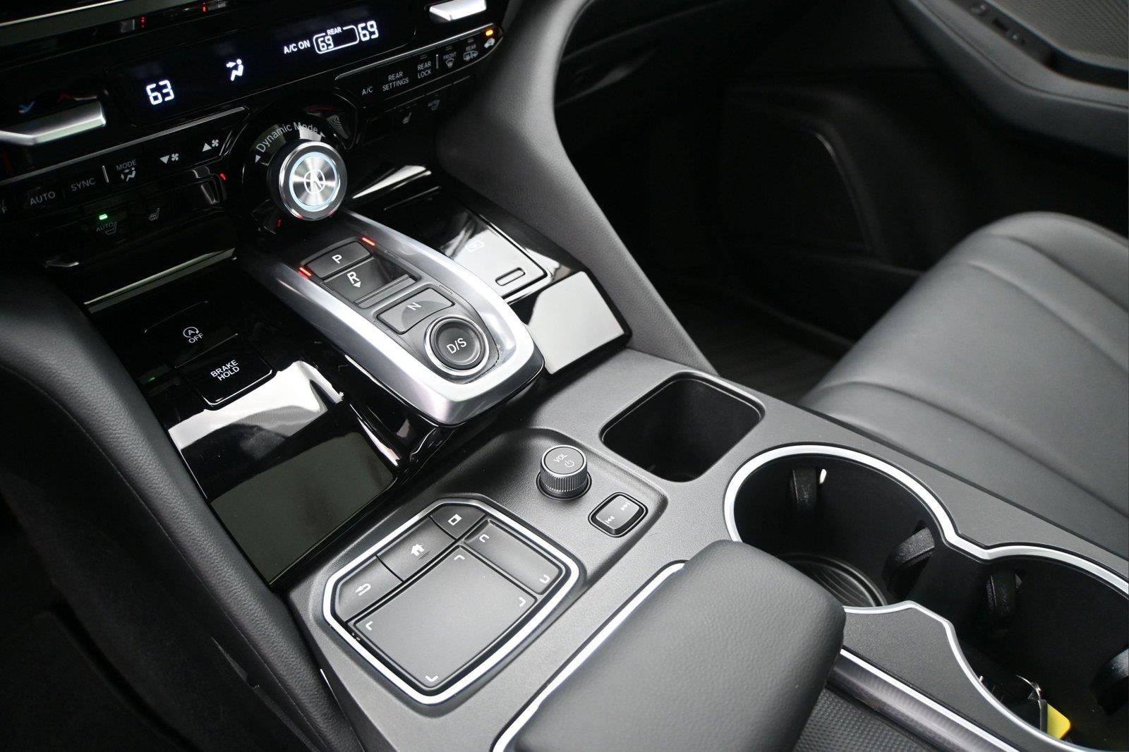 Certified 2023 Acura MDX SH-AWD image 5
