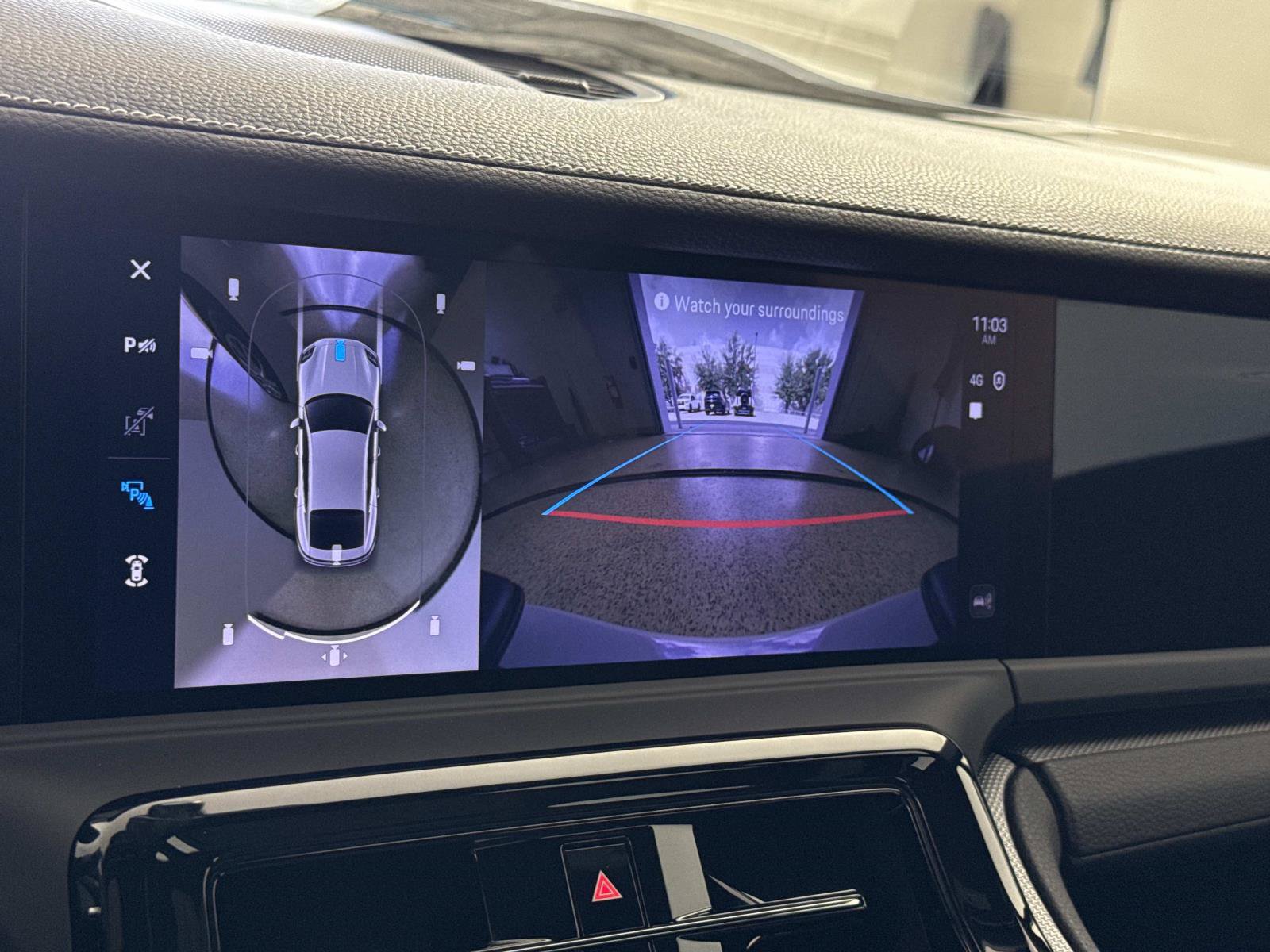 Used 2025 Porsche Panamera RWD image 23