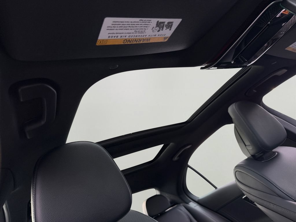 Used 2024 Mercedes-Benz C 300 4MATIC Sedan image 7