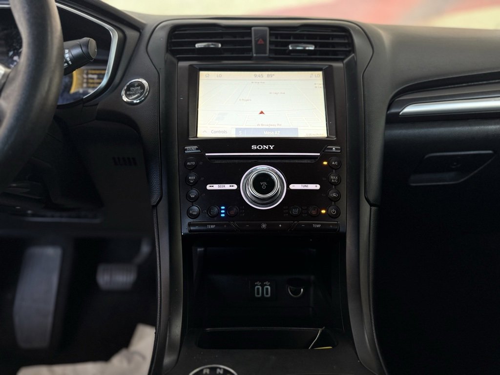 Used 2020 Ford Fusion Titanium image 36