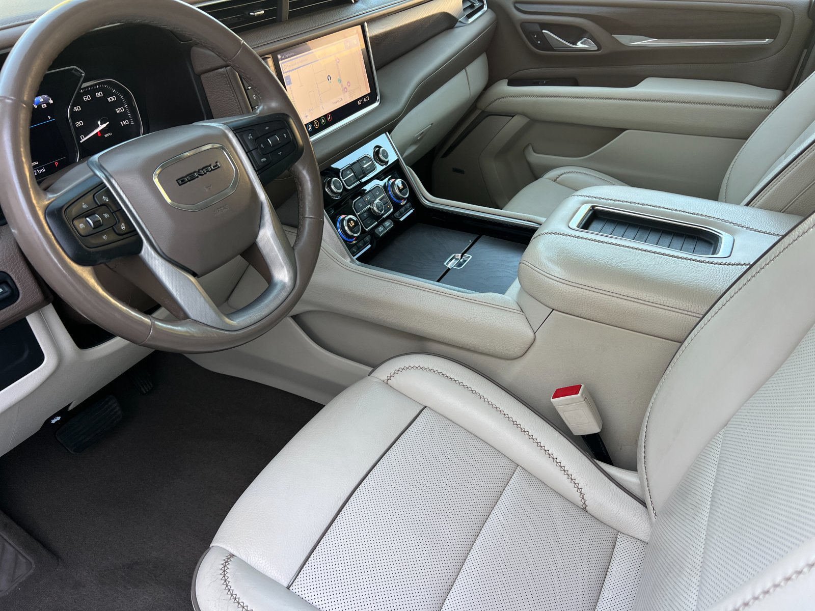 Used 2021 GMC Yukon Denali RWD image 10