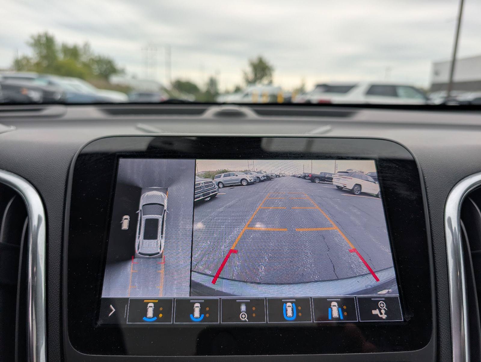 Used 2019 Chevrolet Equinox Premier AWD/4WD image 20
