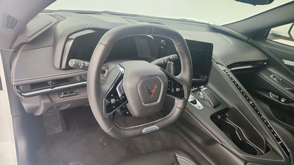 Used 2024 Chevrolet Corvette Z06 image 14