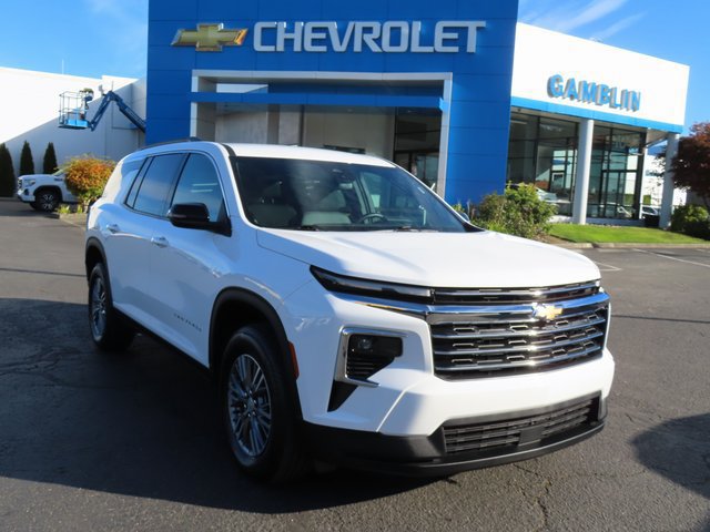 Used 2025 Chevrolet Traverse LT AWD/4WD image 1