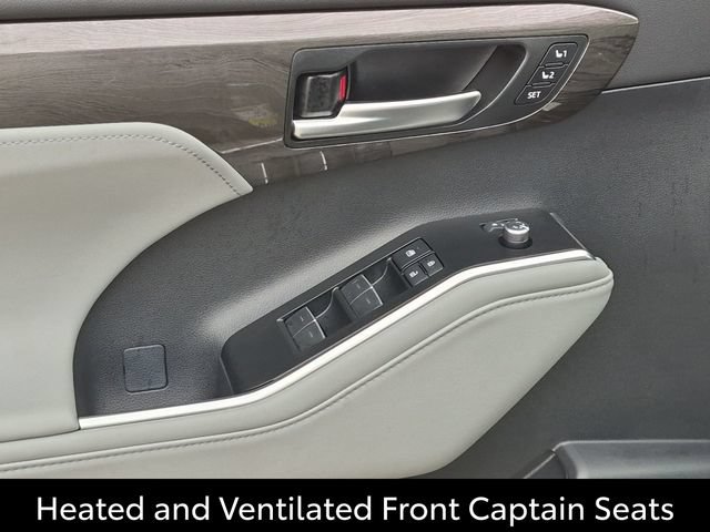 Certified 2026 Toyota Highlander Platinum AWD/4WD image 15