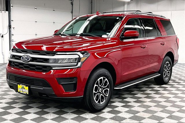 Used 2022 Ford Expedition XLT image 10