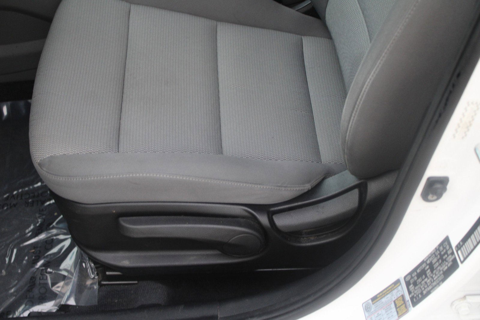 Used 2017 Kia Forte LX image 10