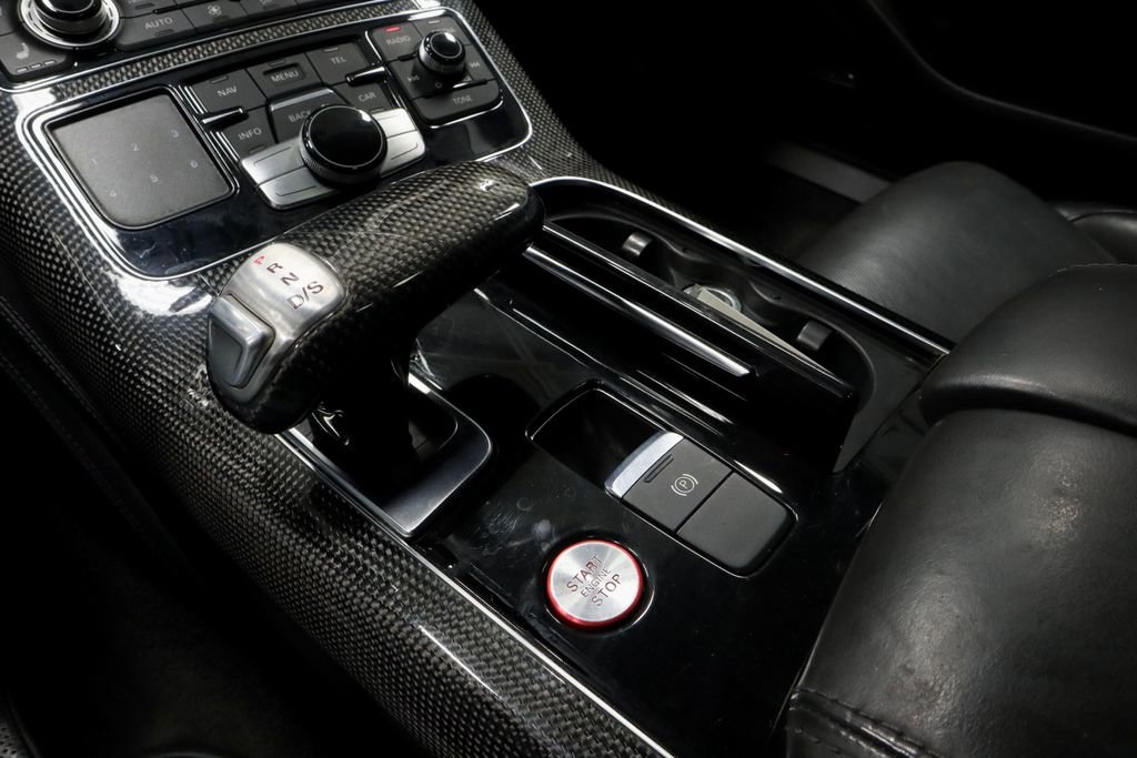 Used 2013 Audi S8 4.0T w/ Driver Assistance Pkg image 34