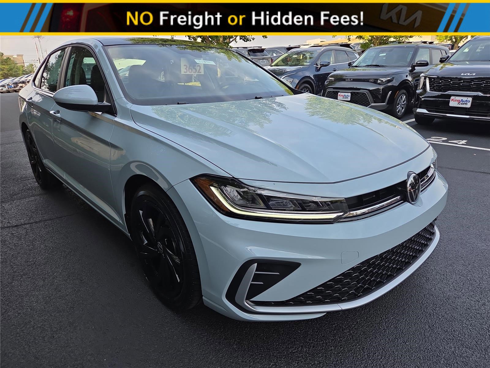 New 2026 Volkswagen Jetta SE image 1