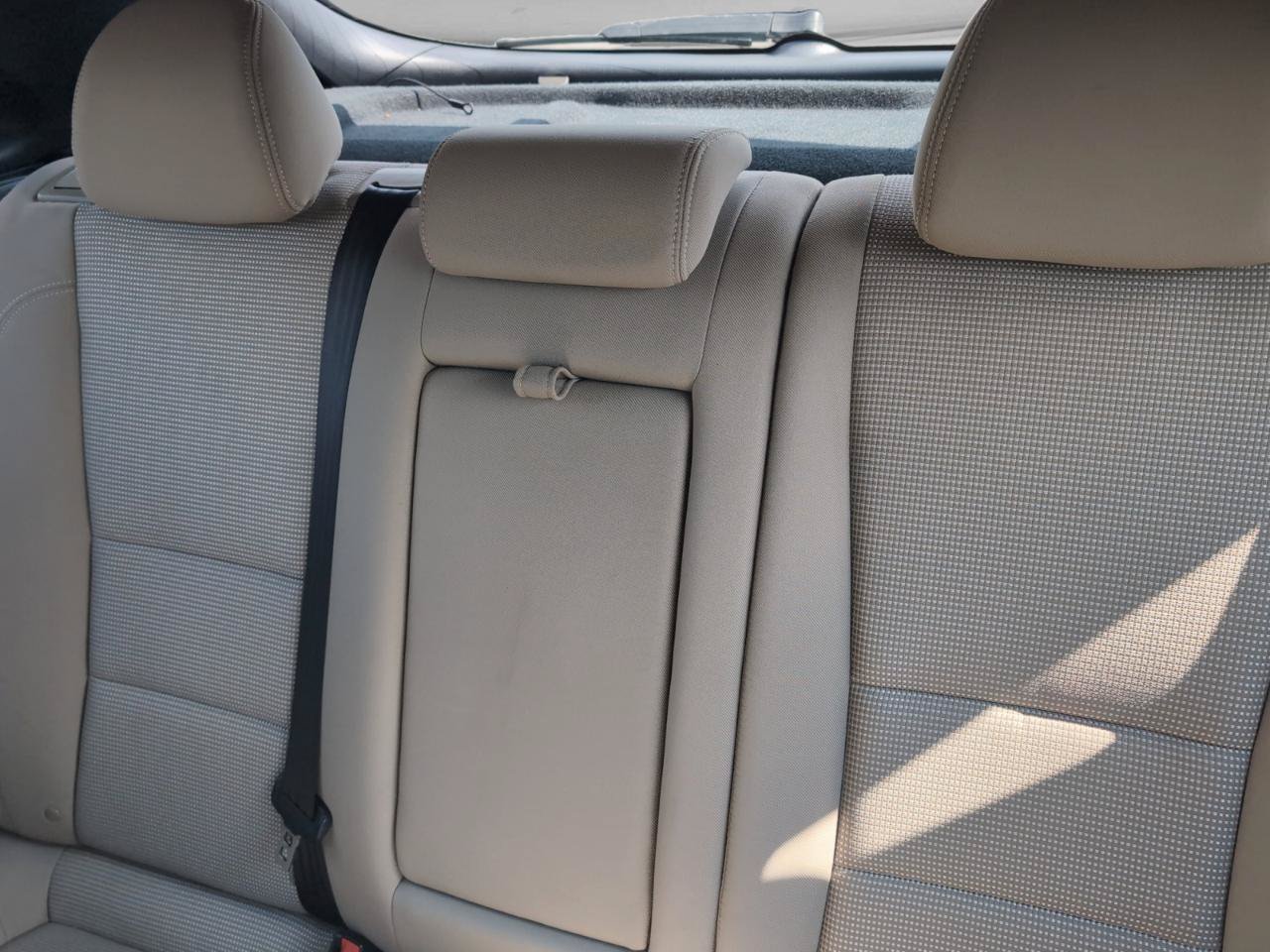 Used 2016 Hyundai Elantra GT FWD image 24