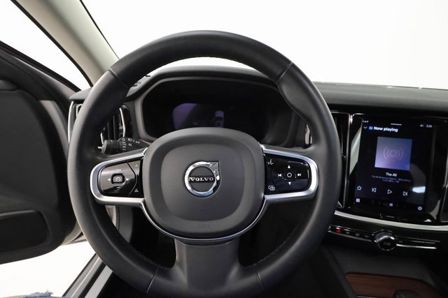 Used 2024 Volvo S60 B5 Plus image 12