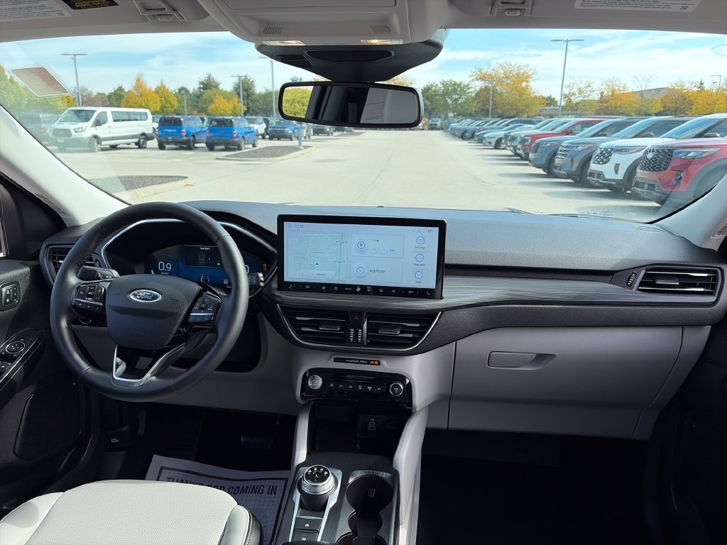 Used 2024 Ford Escape Platinum AWD/4WD image 35