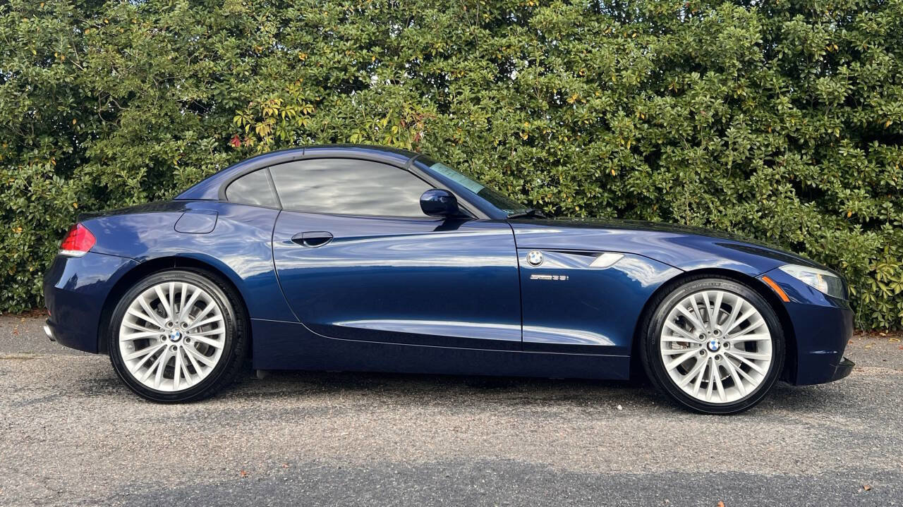 Used 2009 BMW Z4 sDrive35i image 12