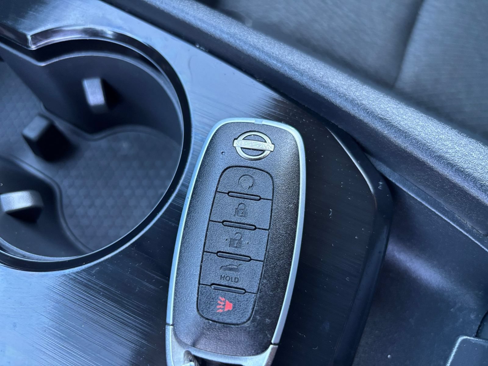Used 2025 Nissan Rogue SV FWD image 26