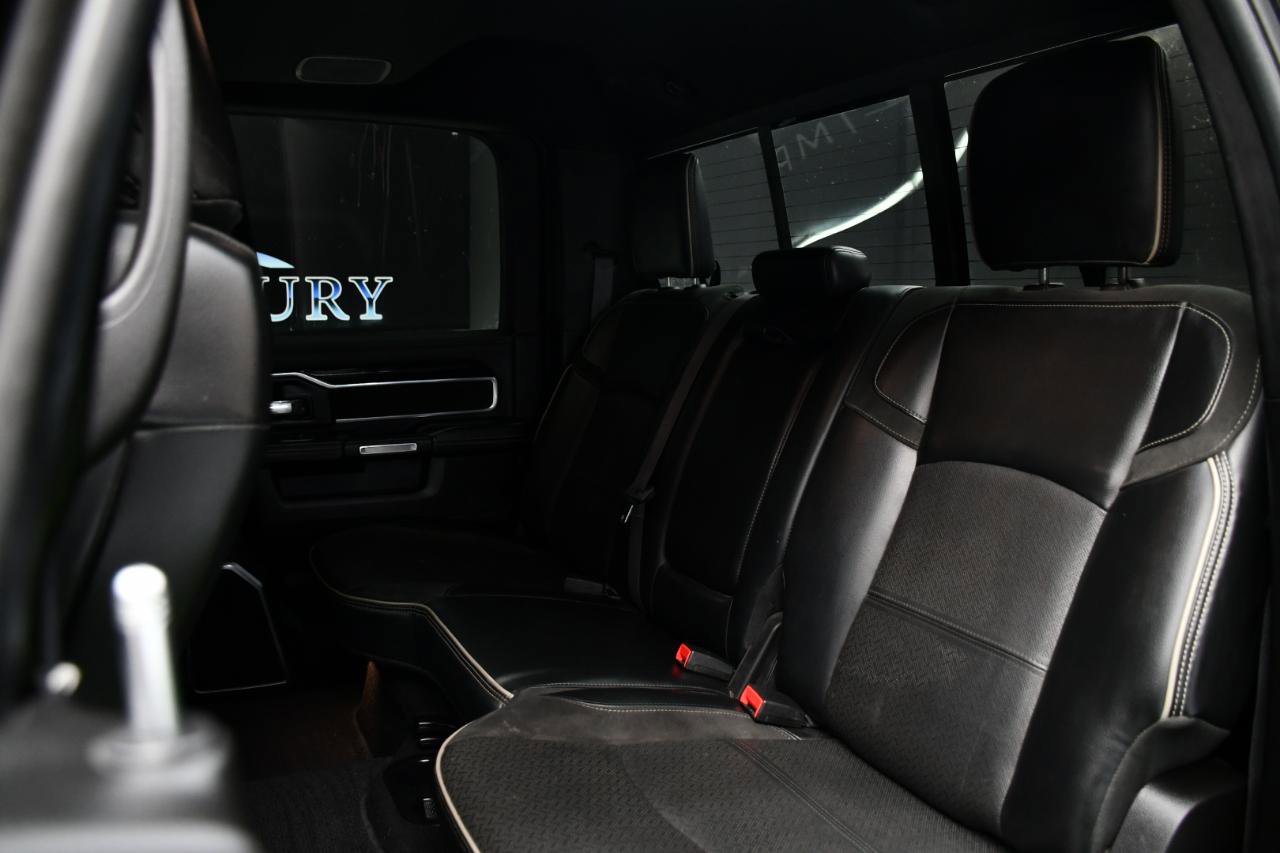 Used 2019 RAM 3500 Laramie w/ Black Appearance Package image 44