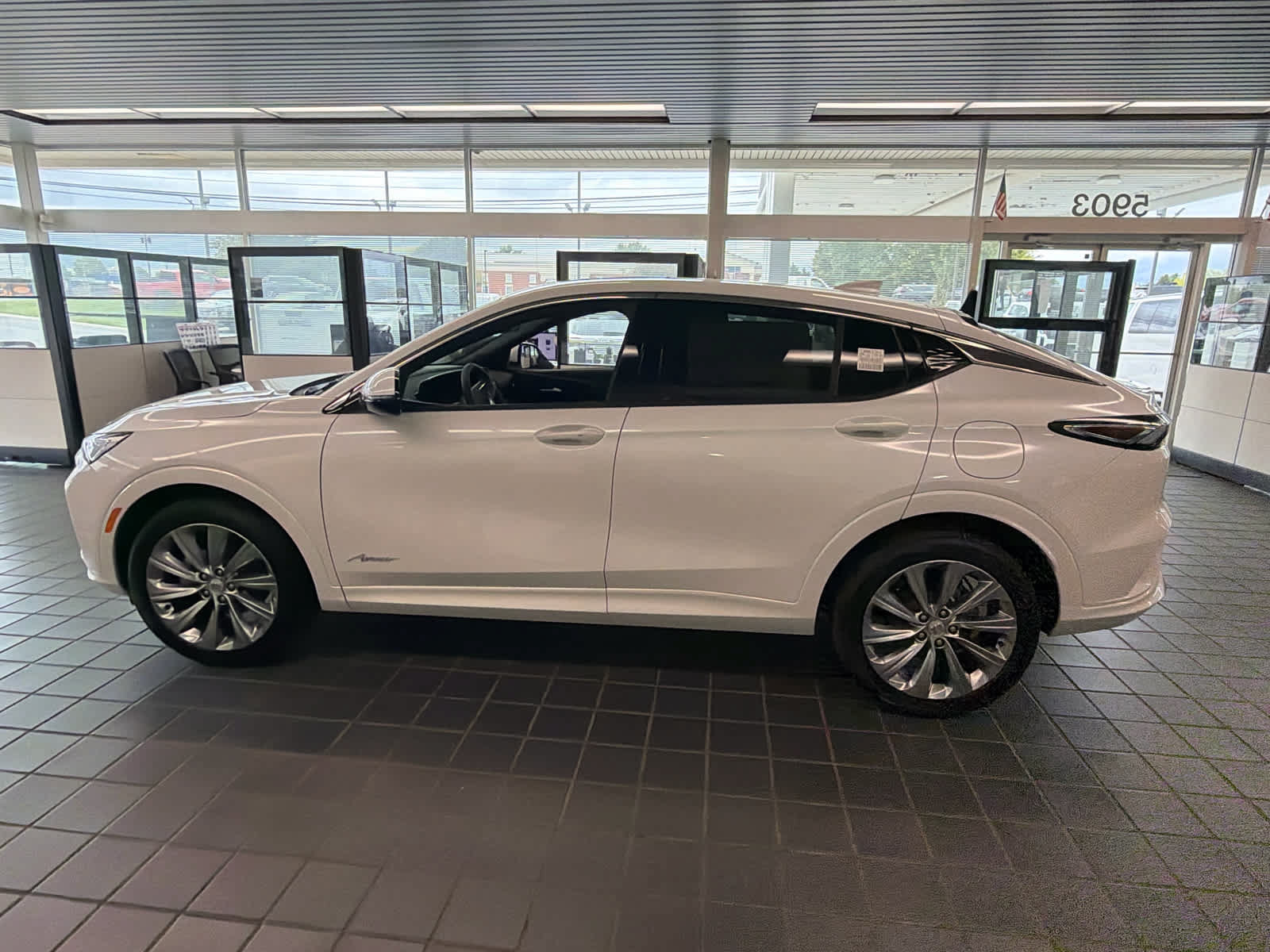 New 2026 Buick Envista Avenir FWD image 9