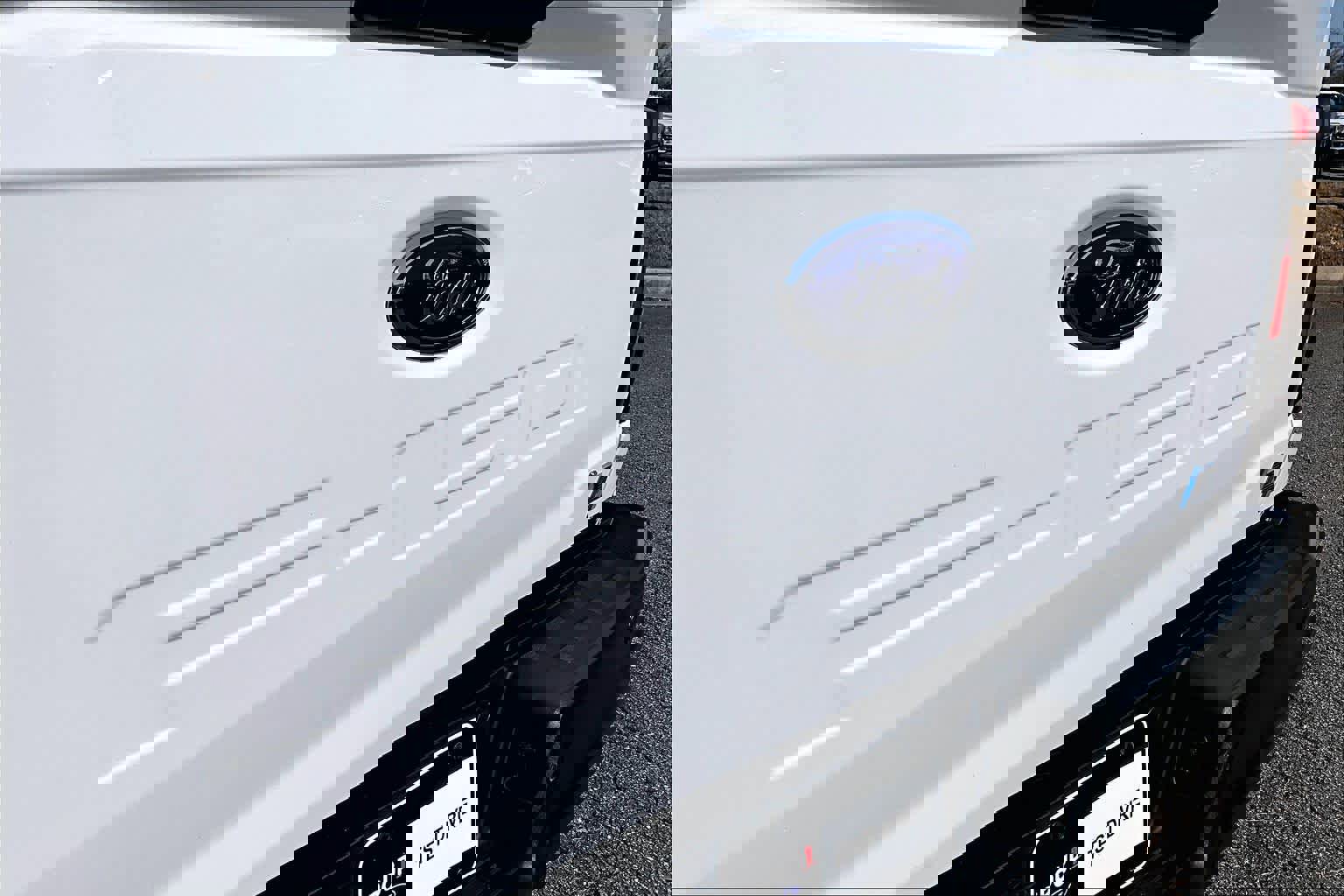 Certified 2022 Ford F150 Lightning Pro image 29