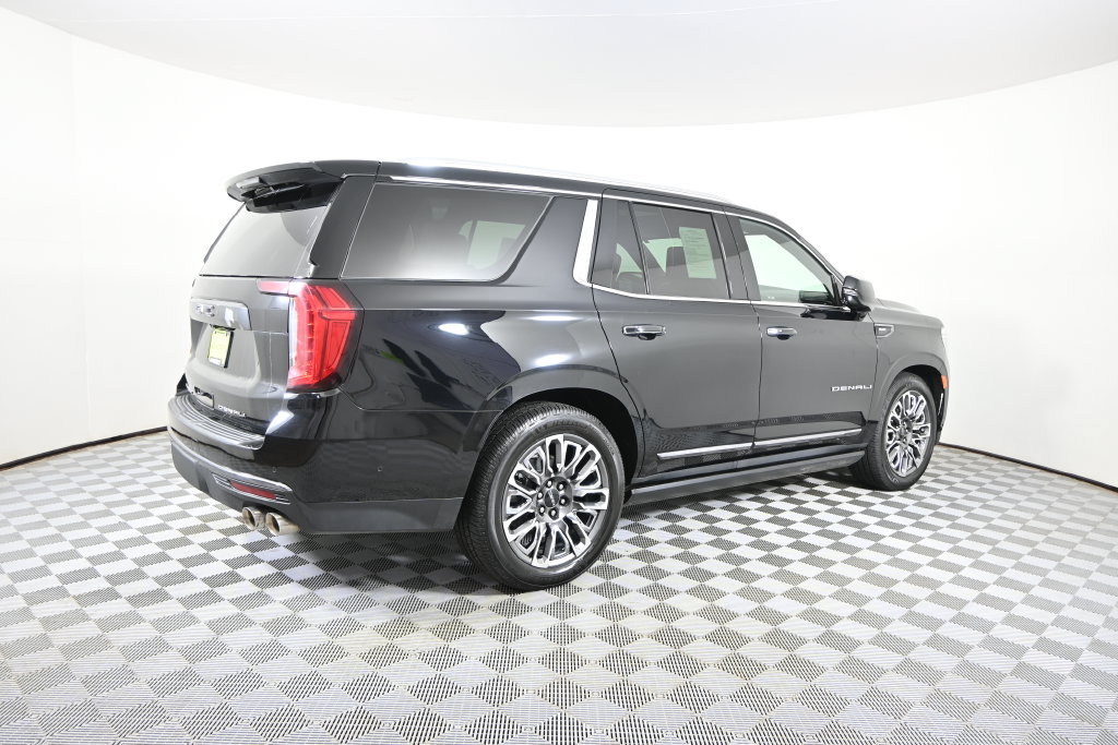 Used 2024 GMC Yukon Denali Ultimate AWD/4WD image 6