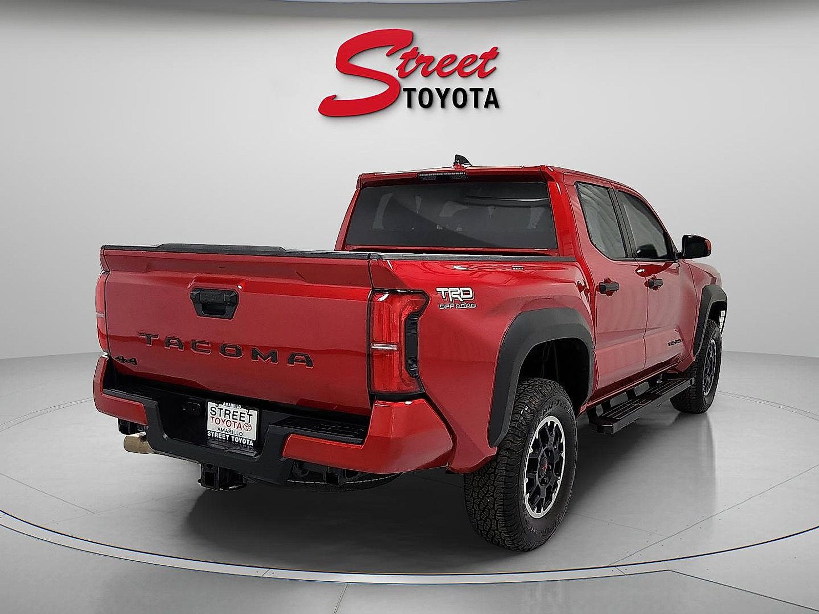 Certified 2025 Toyota Tacoma TRD Off-Road AWD/4WD image 4