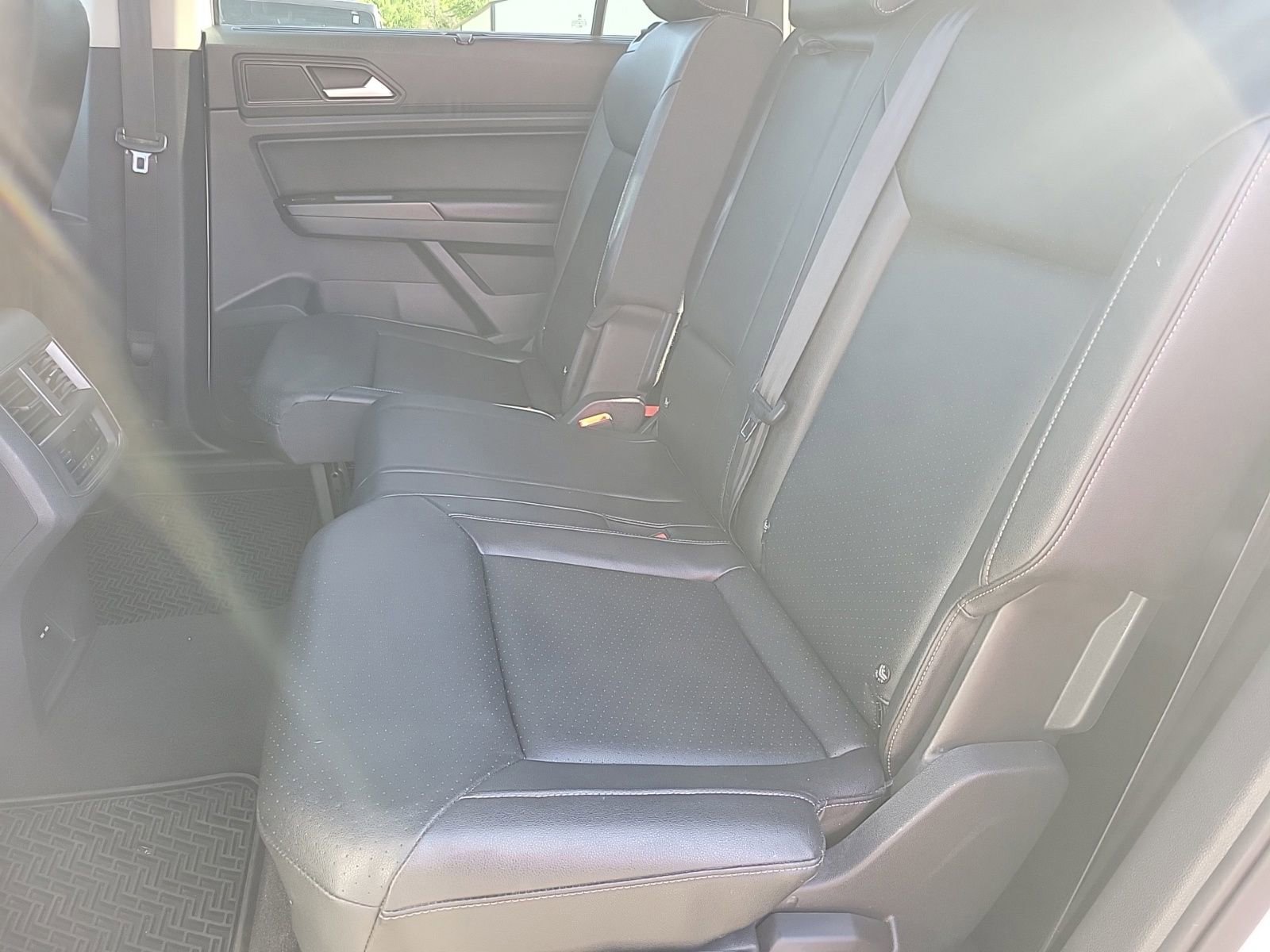 Used 2020 Volkswagen Atlas SEL AWD/4WD image 15
