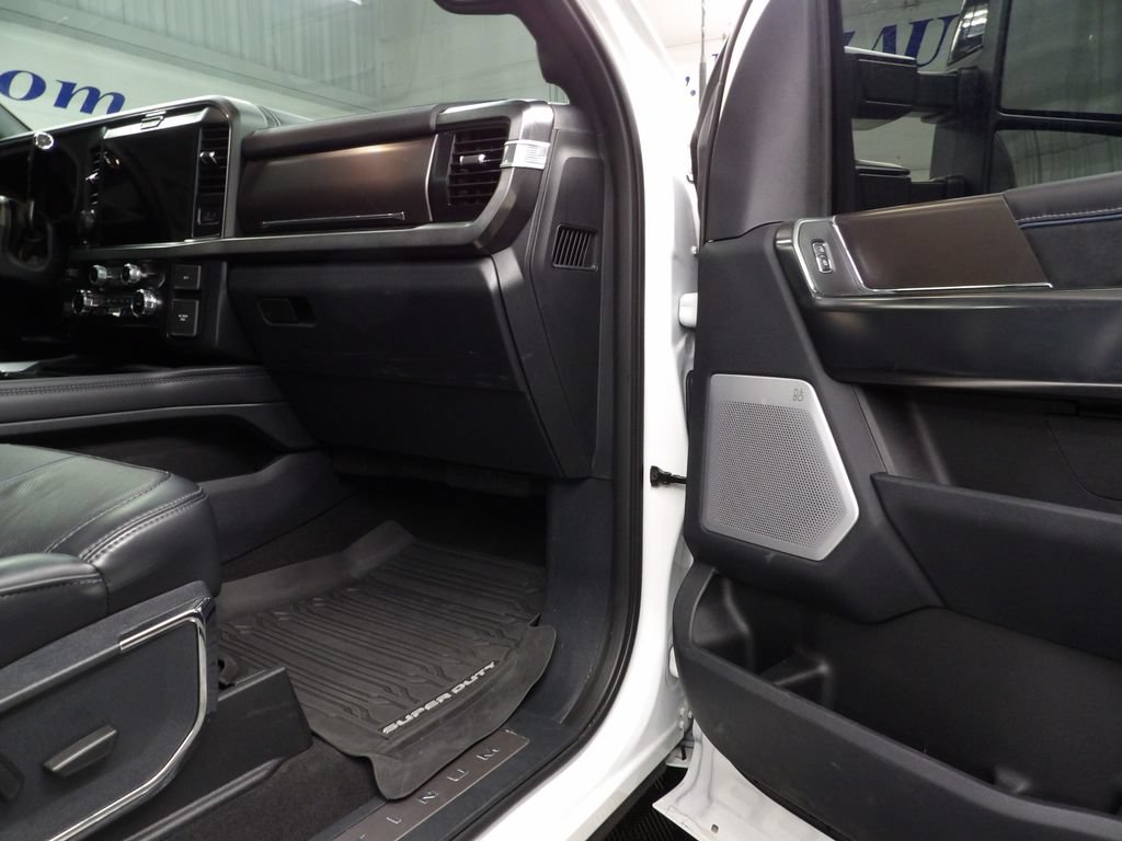 Used 2026 Ford F250 Platinum AWD/4WD image 37