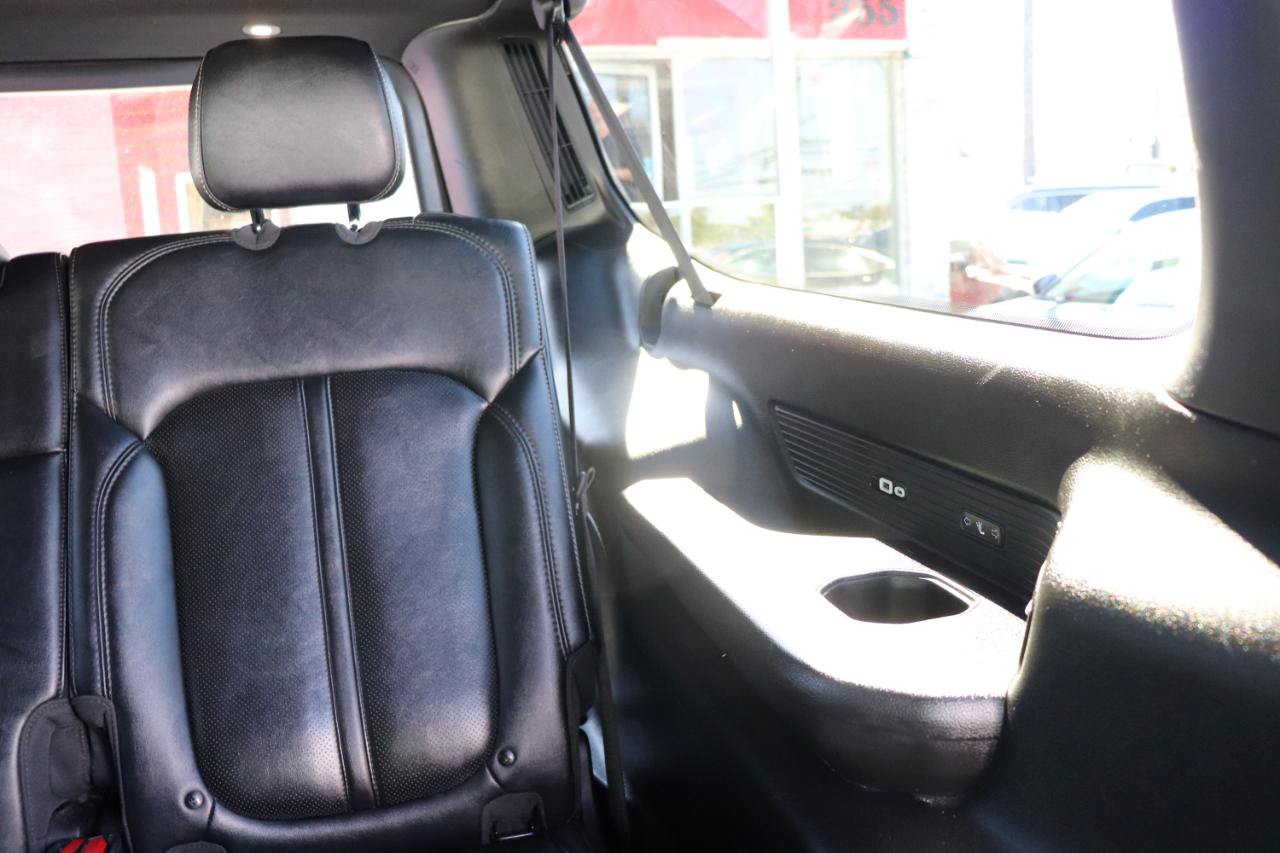 Used 2024 Jeep Wagoneer L Series III w/ Flexible Seating Group AWD/4WD image 26