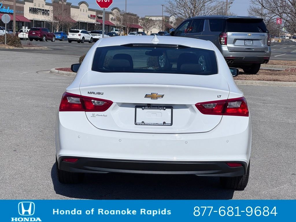Used 2024 Chevrolet Malibu LT image 4